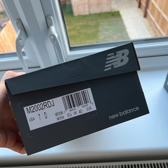 New Balance 2002RD - Picture 6 of 7